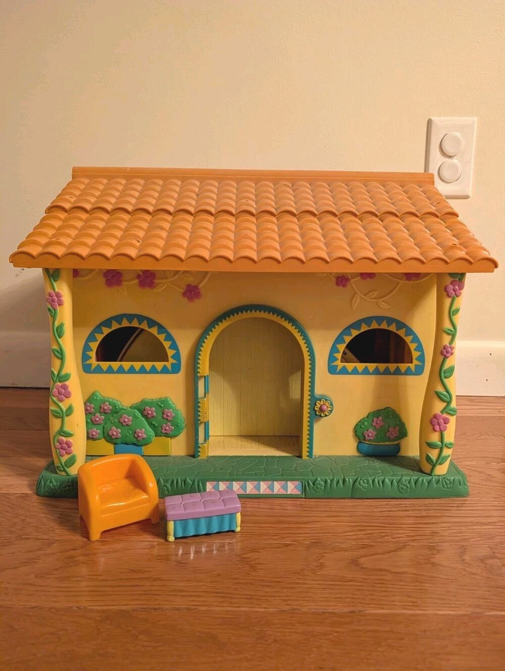 2003 Mattel Dora The Explorer’s Talking House Playset TESTED With Ottoman, Chair
